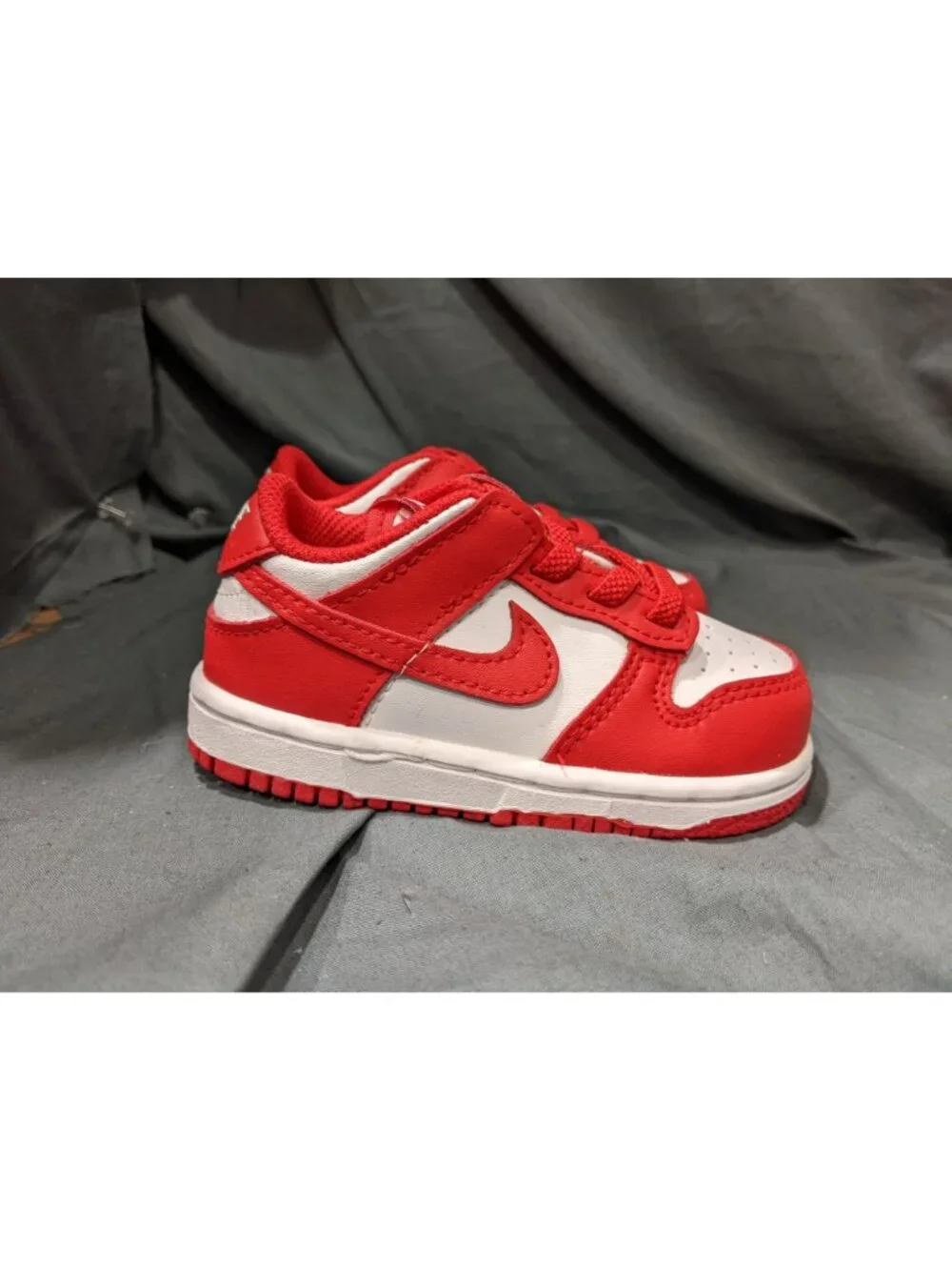 Nike Toddlers Dunk Low TDE Red/white Size 5 New No Box!!